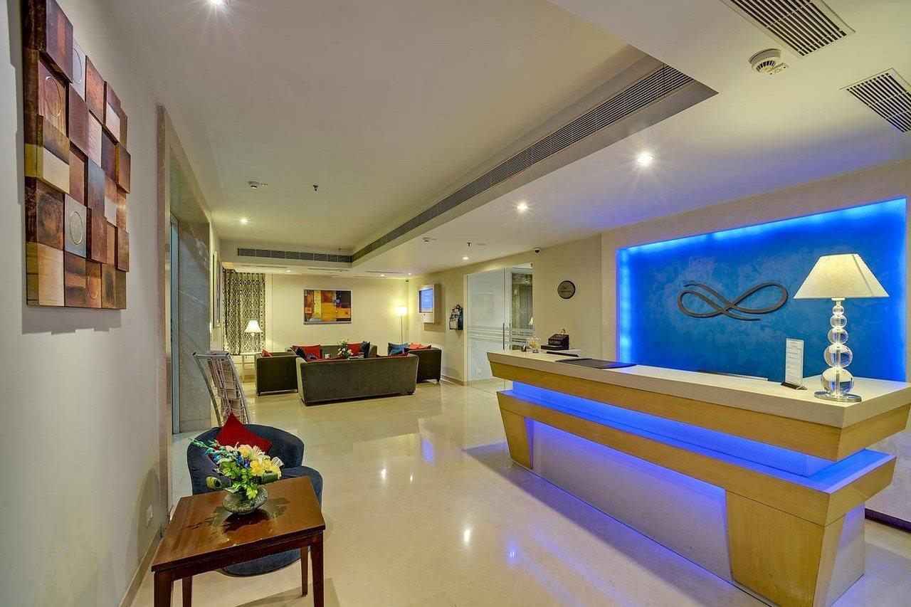 Sarovar Portico Naraina, Hotel Nowe Delhi Zewnętrze zdjęcie