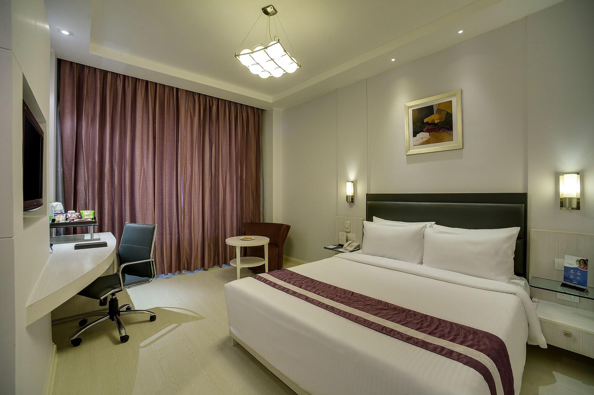 Sarovar Portico Naraina, Hotel Nowe Delhi Zewnętrze zdjęcie
