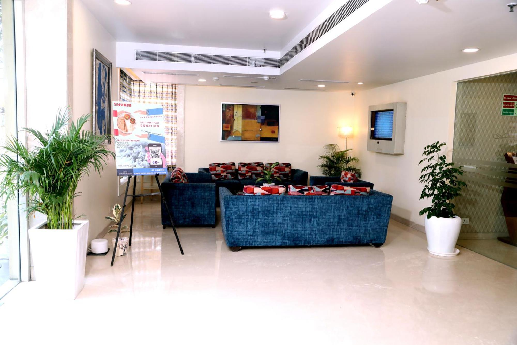 Sarovar Portico Naraina, Hotel Nowe Delhi Zewnętrze zdjęcie