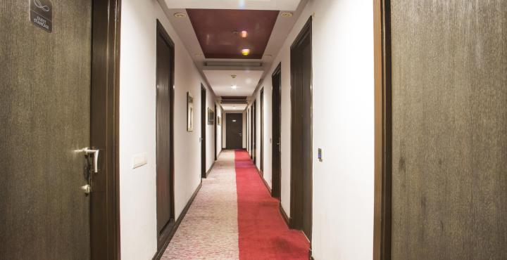 Sarovar Portico Naraina, Hotel Nowe Delhi Zewnętrze zdjęcie