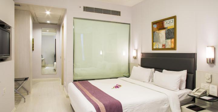 Sarovar Portico Naraina, Hotel Nowe Delhi Zewnętrze zdjęcie